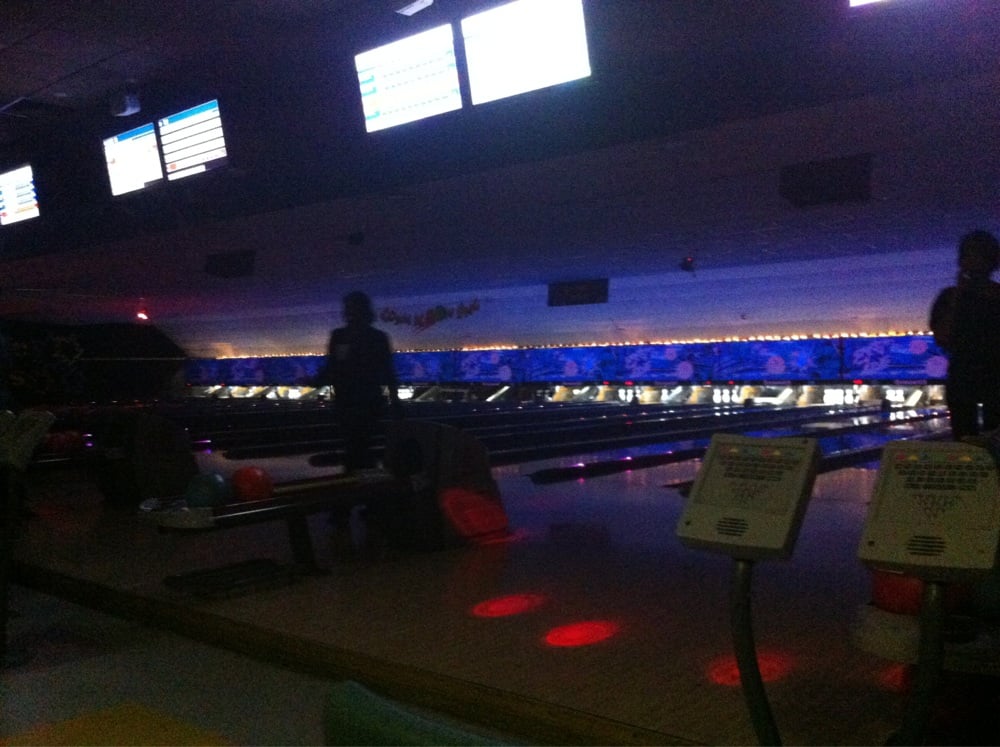 Maple Lanes CLOSED 43 Reviews Bowling 1570 60th St, Borough