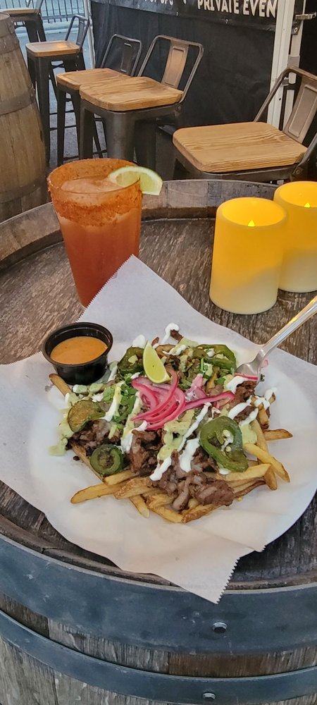 El Mundo Es Tuyo Eats El Mundo Es Tuyo Eats