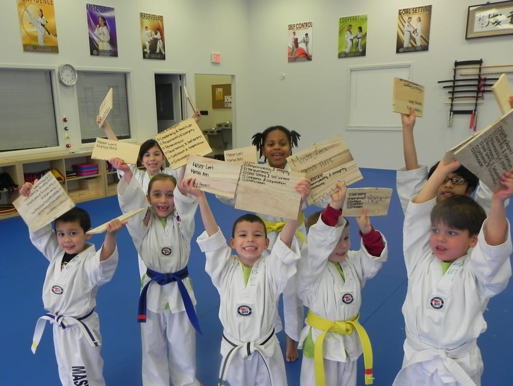 Master Lee's Martial Arts & Family TaeKwonDo Center
