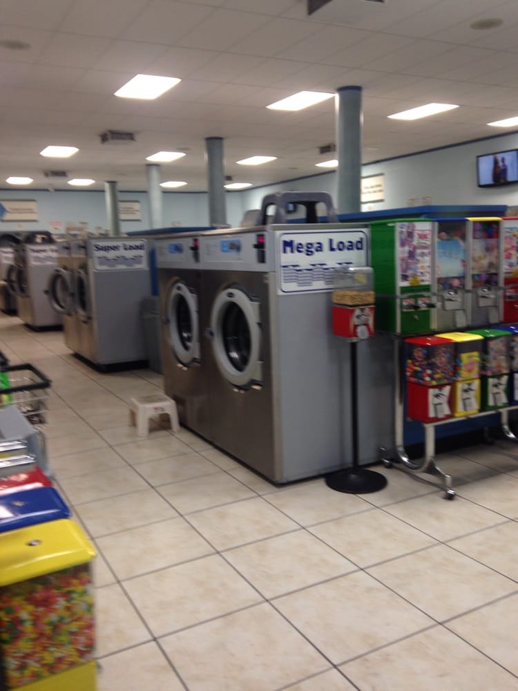 Crown Laundry Laundry Services 9051 Van Nuys Blvd, Panorama City