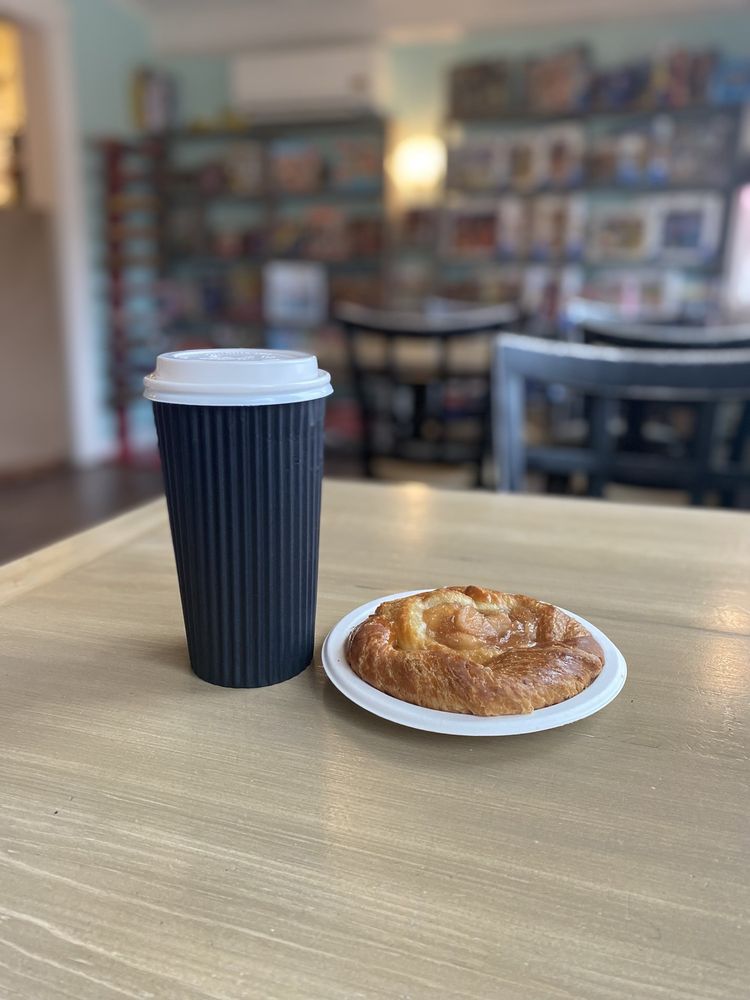 Editions Coffee Shop and Book Store