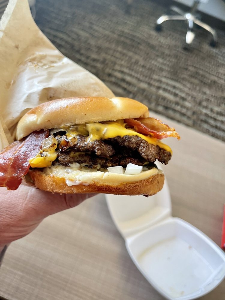 MrBeast Burger