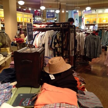 Tommy Bahama Outlet 44 Photos 11 Reviews S 32100 Photo Of Tommy Bahama Outlet Primm Nv United States Well Stocked