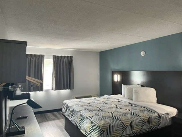 Candlewood Suites East Syracuse - Carrier Circle