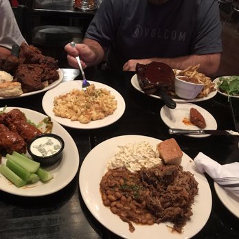 Maxie S 532 Photos 689 Reviews Southern 6732 W Fairview