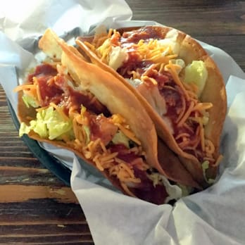 Drivers Sports Cafe 23 Reviews Bars 8220 Metcalf Ave Photo Of Drivers Sports Cafe Overland Park Ks United States Two Pete S