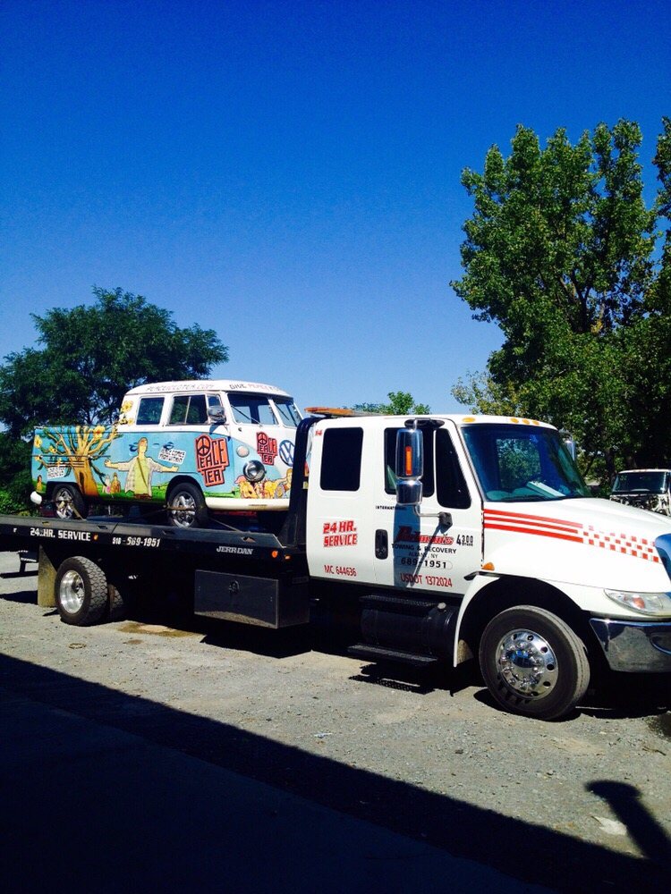 Perlman's Towing & Recovery