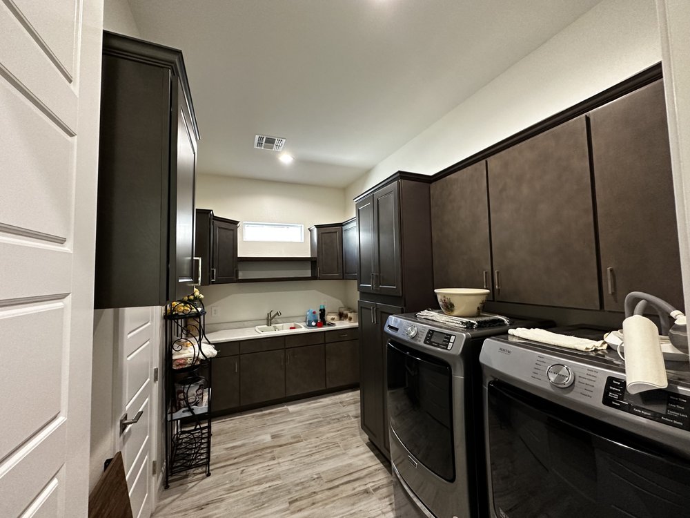image of business Maganas Cabinetry
