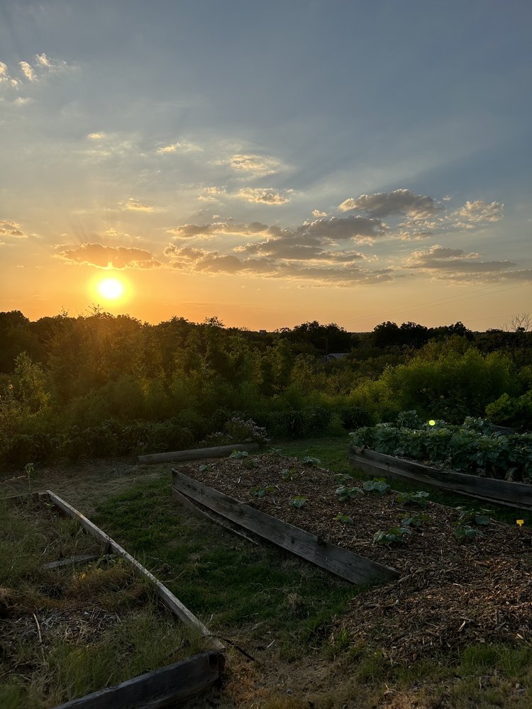 Fox Hill Restaurant & Gardens