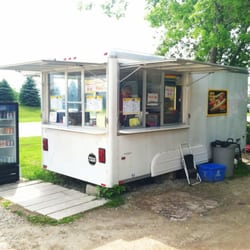 Photo of Lefty's Chicago Style Hot Dogs - Elkhorn, WI, United States. Lefty's Chicago Style Hot Dogs