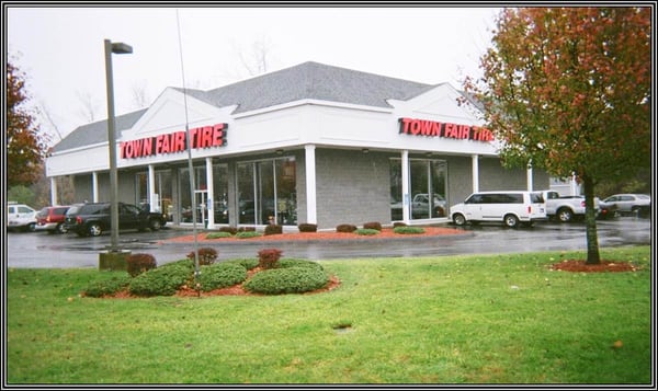 Town Fair Tire 540 Main St East Hartford Ct Car Service Mapquest Photos 10