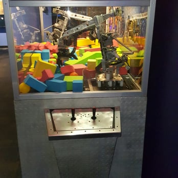 Wonderworks 70 Photos 76 Reviews Amut Parks 9910 Front Photo Of Wonderworks Panama City Beach Fl United States Fun