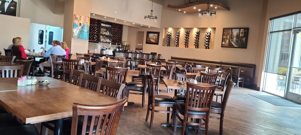 Gianni’s Italian Bistro