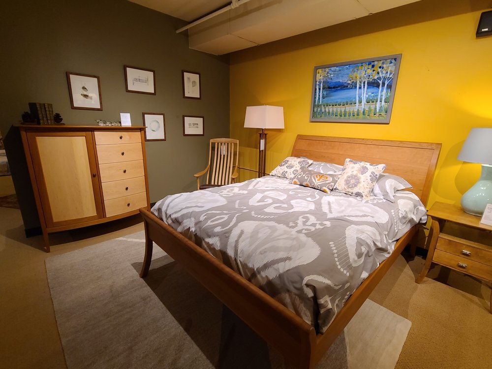 image of business Pompanoosuc Mills