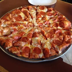 Straw Hat Pizza Closed 13 Photos 34 Reviews 2953 Photo Of Straw Hat Pizza Pleasanton Ca United States