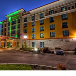 Holiday Inn Hotel Suites Tupelo North 21 Photos 17 Reviews Photo Of Holiday Inn Hotel Suites Tupelo North Ms United States