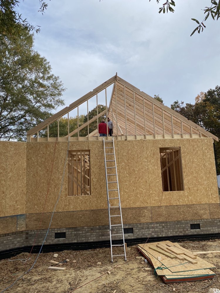 image of business G L Eason Homes