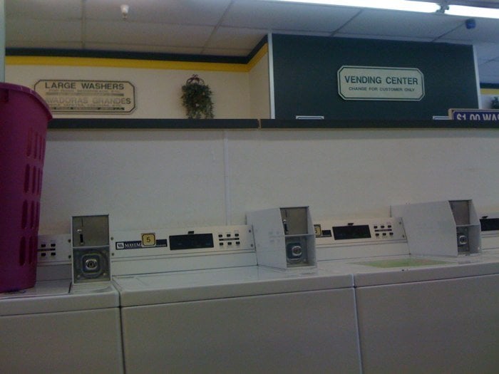 Pomona Cleaners & Laundry