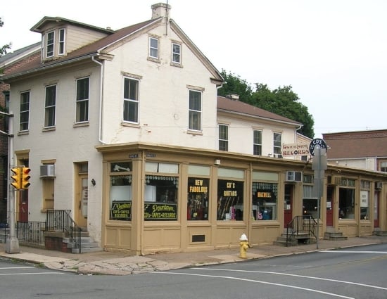 Downtown Records & Tapes