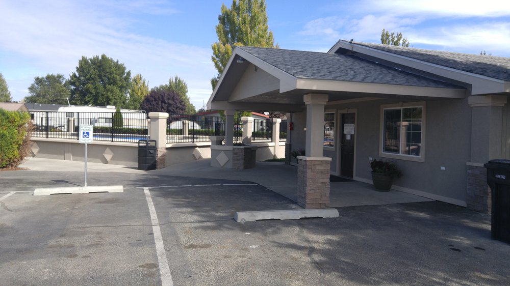 Meadowbrook Mobile Estates