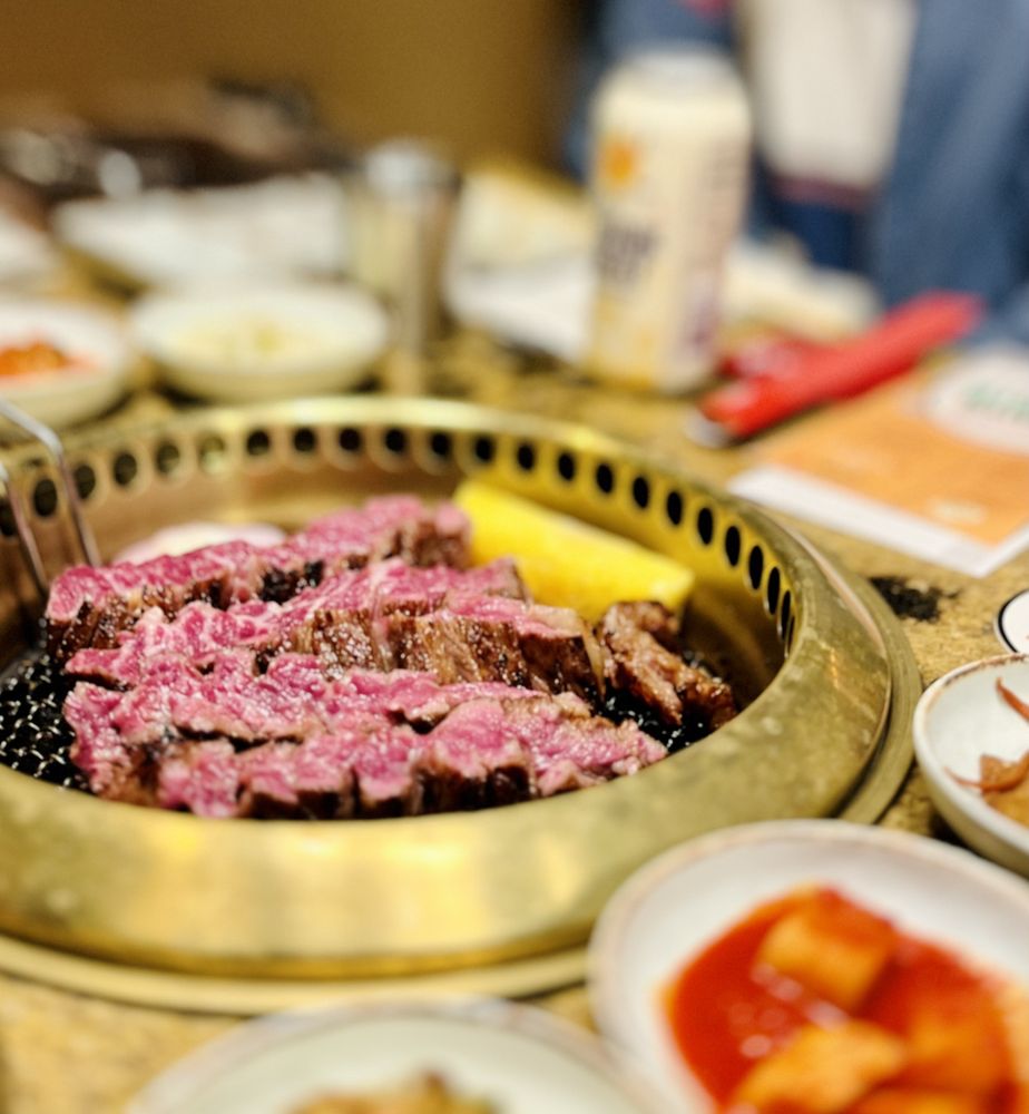 Jeong Yuk Jeom
