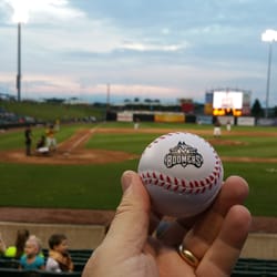 schaumburg baseball stadium 76 photos 41 reviews stadiums shaumberg flyers