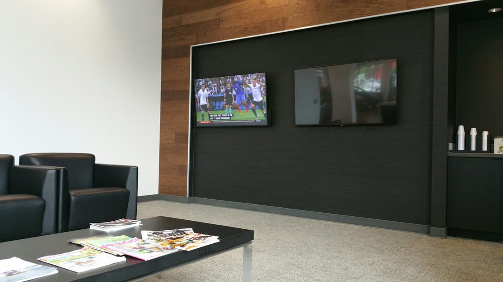 Independence Mazda 10 Photos & 21 Reviews Car Dealers 6735 E