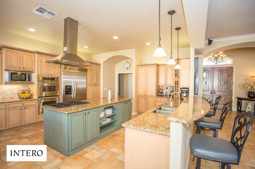Omar Alfaro - exp Realty