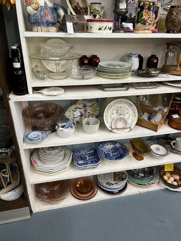Barrow Street Antique Mall