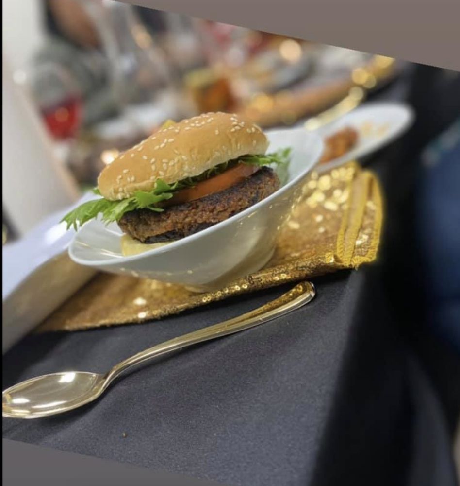 Alradiha Restaurant & Lounge