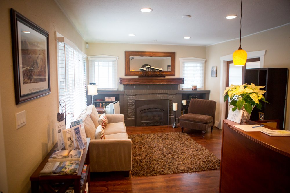 Windermere Property Management/Lori Gill & Associates