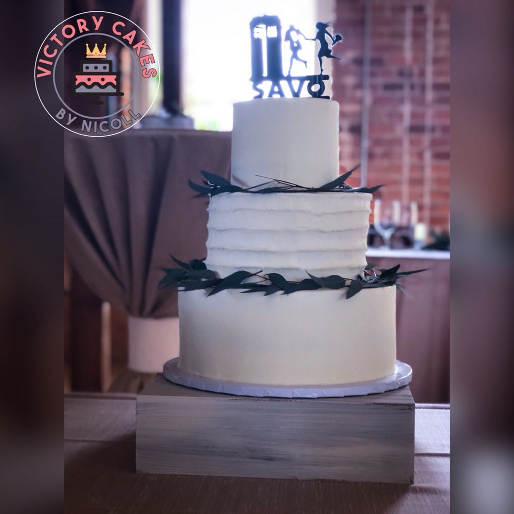 Victory Cakes by Nicoll