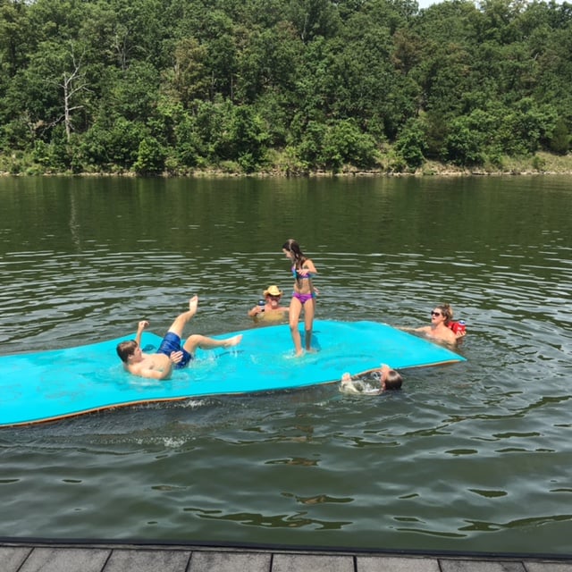 Red Oak Resort & RV Park RV Parks 524 Recreation Row, Camdenton, MO