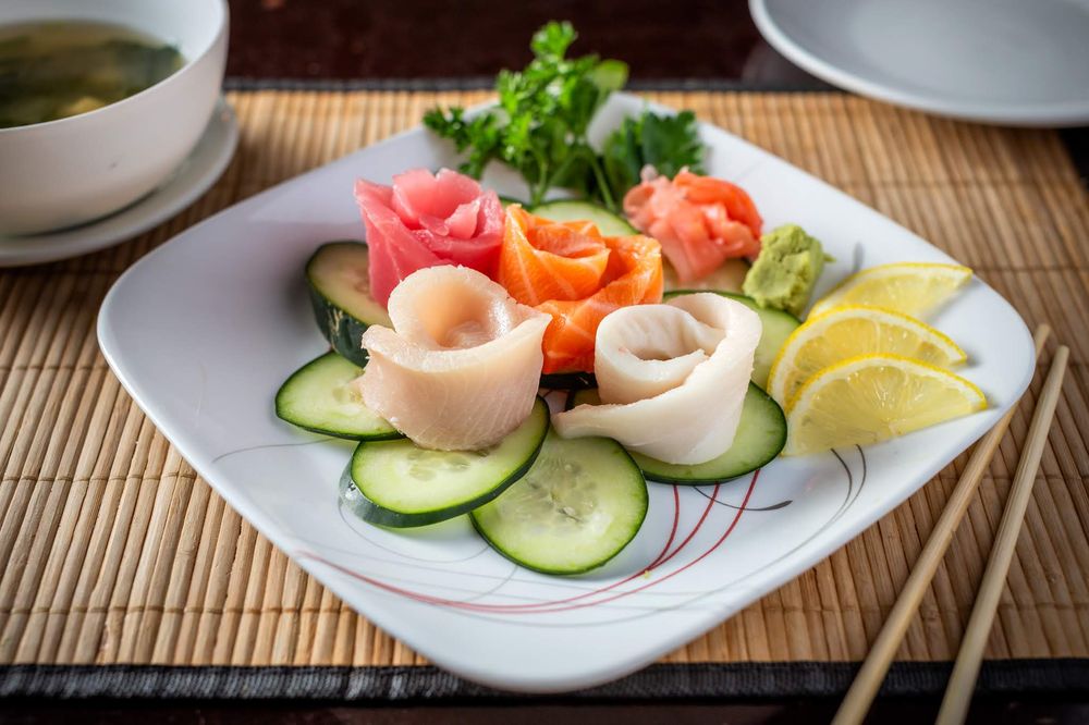 Hello Sushi Bar and Thai Hello Sushi Bar and Thai