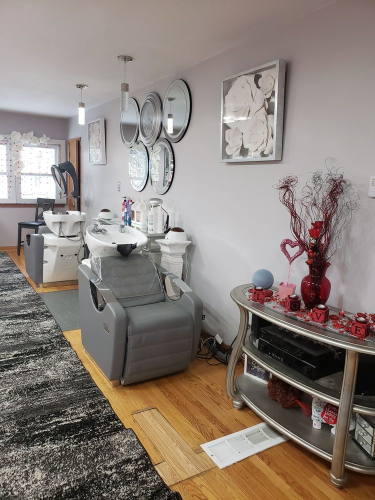 Hello Gorgeous hair salon
