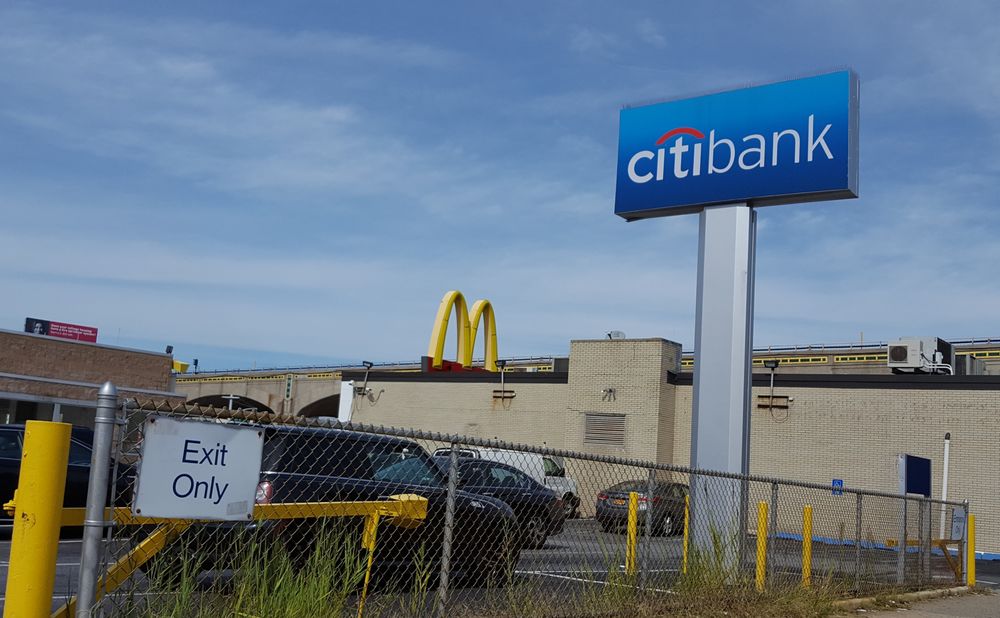 Citibank 11 Reviews Banks & Credit Unions 3818 Queens Blvd