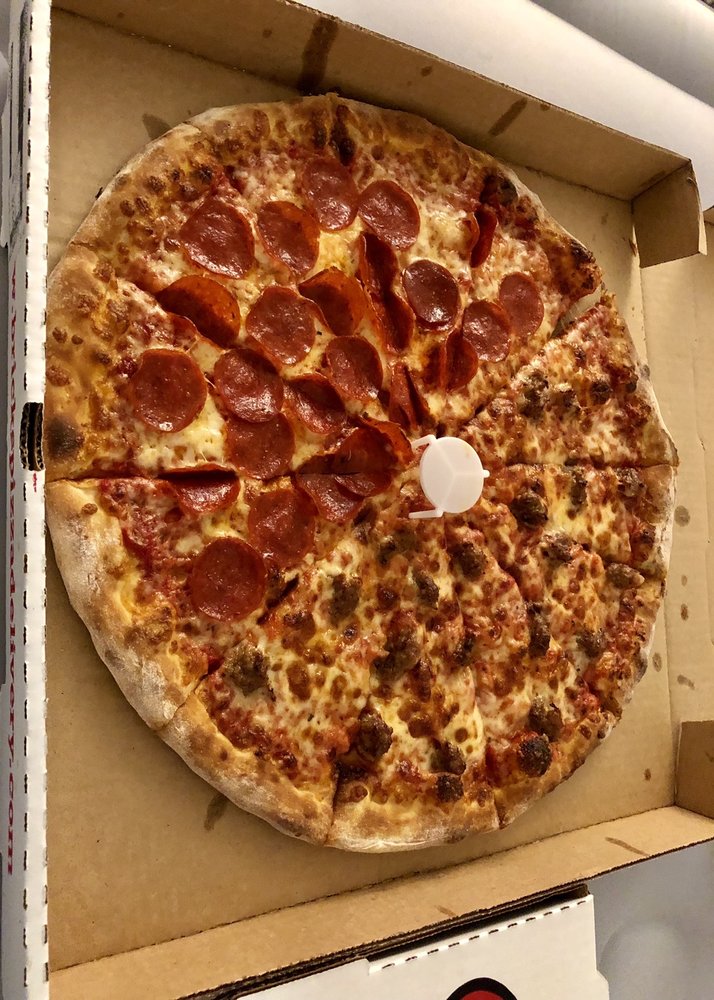 Brick's Pizza