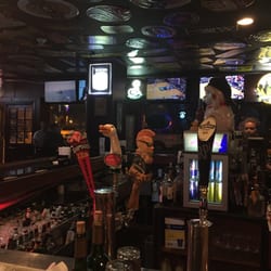 Free Spirits Sports Cafe 26 Photos 55 Reviews Dive Bars 100 Photo Of Free Spirits Sports Cafe Miami Beach Fl United States