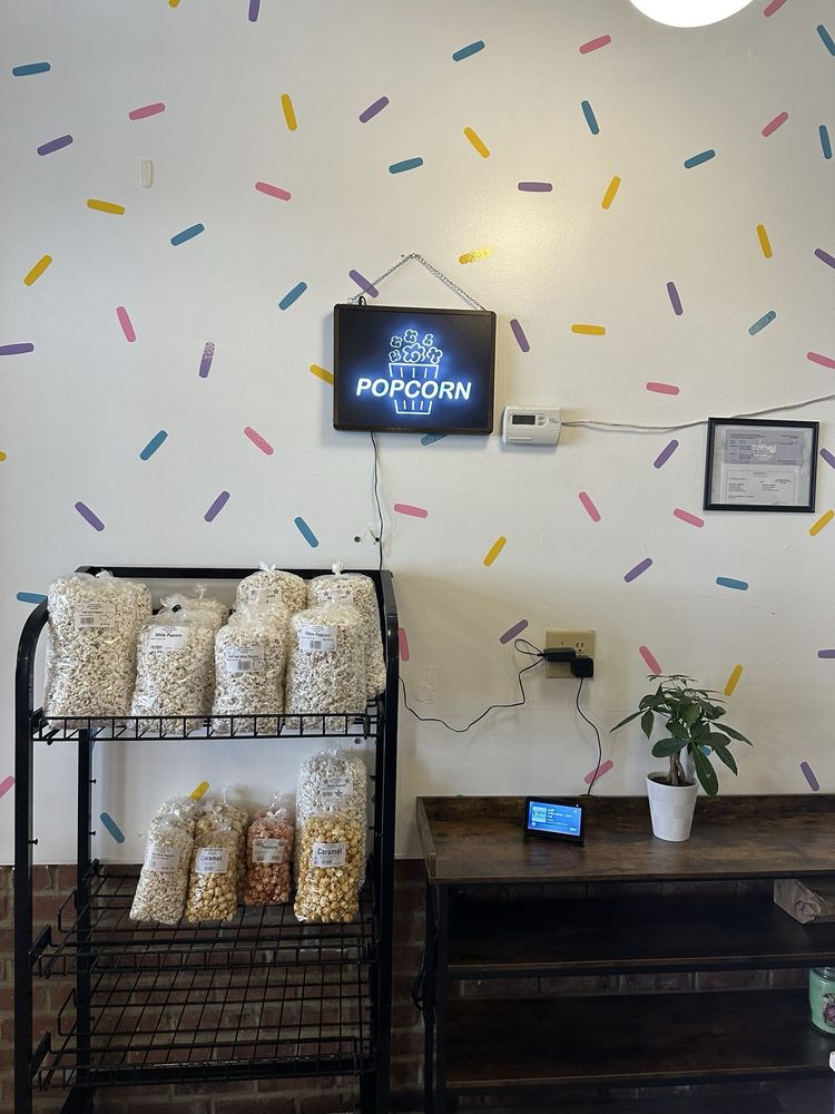 The Waffle Cone Haymarket Ice Cream, Lincoln Roadtrippers