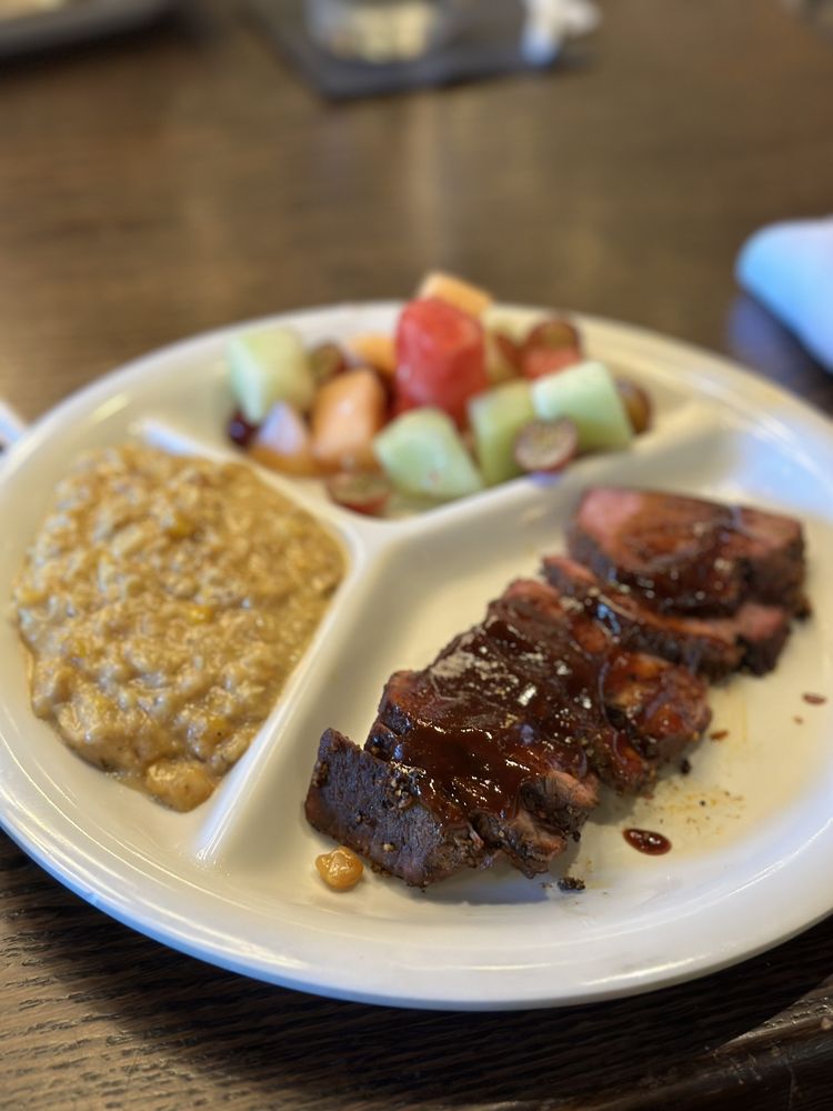Gus's BBQ