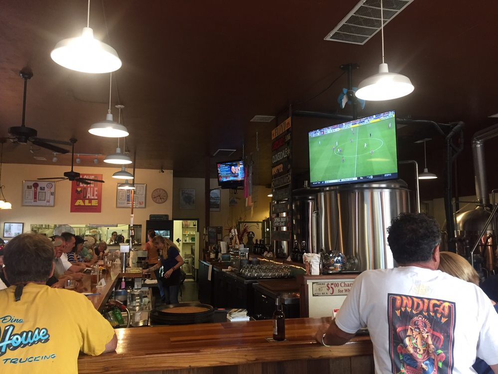 Cloverdale Ale Company 29 Photos Pubs 131 E 1st St, Cloverdale