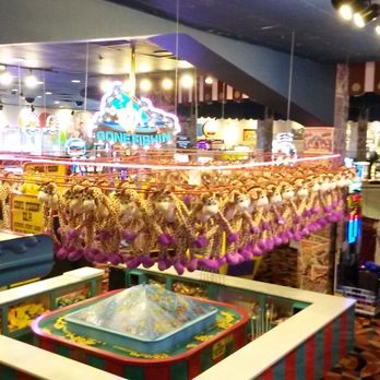 Circus Reno 973 Photos 949 Reviews Hotels 500 N Photo Of Circus Reno Nv United States Soooo Many Stuffed