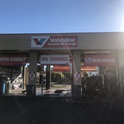 Oil Change Near Me Open Sunday >> Valvoline Instant Oil Change 27 Reviews Oil Change Stations Oil Change Near Me Open Sunday >> Valvoline Instant Oil Change 27 Reviews Oil Change Stations