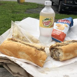 casapullas elsmere steak sub shop 15 photos 32 reviews steak works wilm de