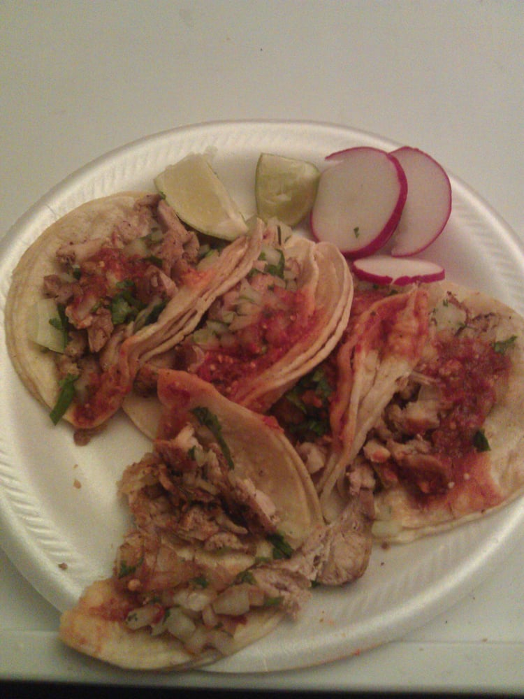 Checo's Taco Bar