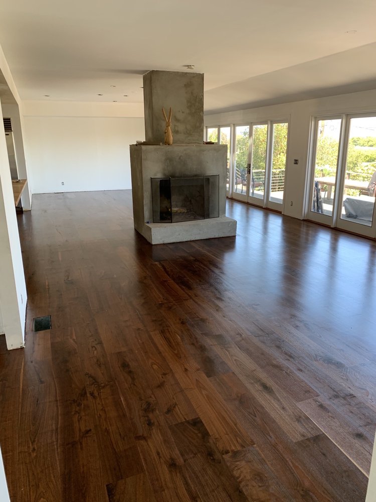 image of business Douglas Hardwood Floors