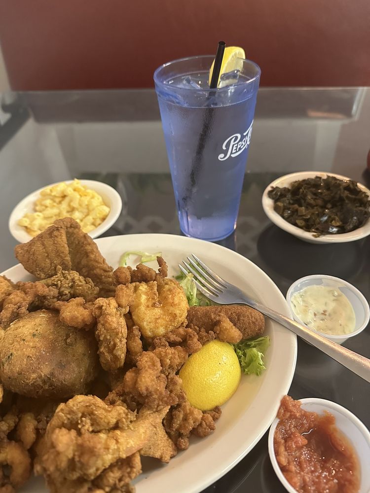 Allecious Family, Faith, Food