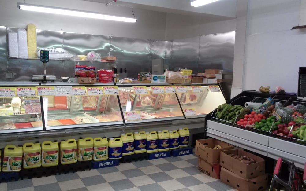La Familia Meat Market Butcher 196 Pocasset Ave, Silver Lake