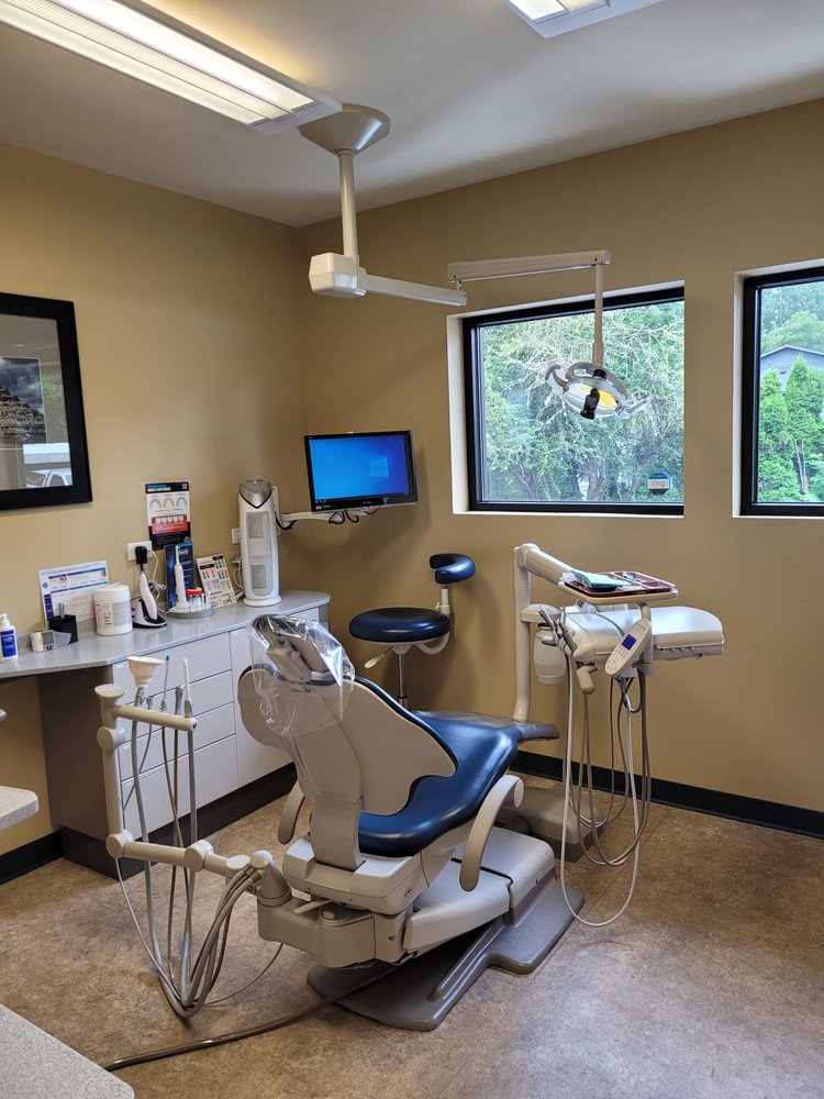 image of business PACIFIC WOODS DENTAL