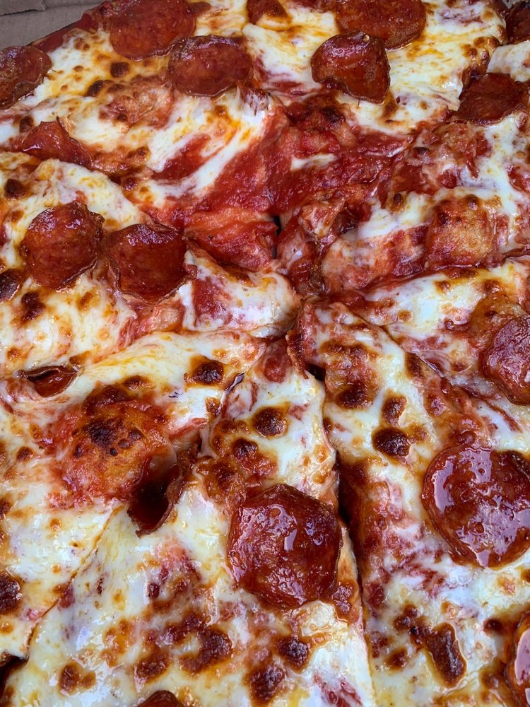 Lena's Pizza